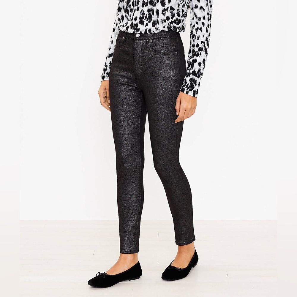 LOFT Shimmery High Rise Skinny Jeans in Black Size 28/6